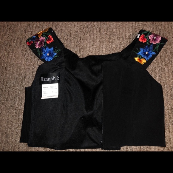 Hannah S Dress - Picture 5 of 8